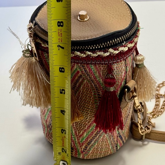 Bucket Cross Body Bag - Picture 5 of 8